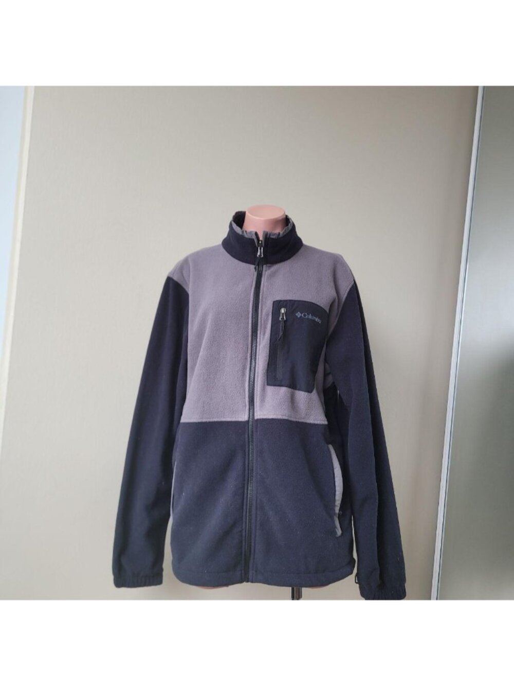 Columbia Sportswear Solid Black Soft Polartec Fleece Jacket (L)